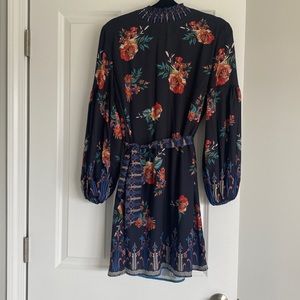 Floral long sleeve dress, size M. Originally purchased from Vici